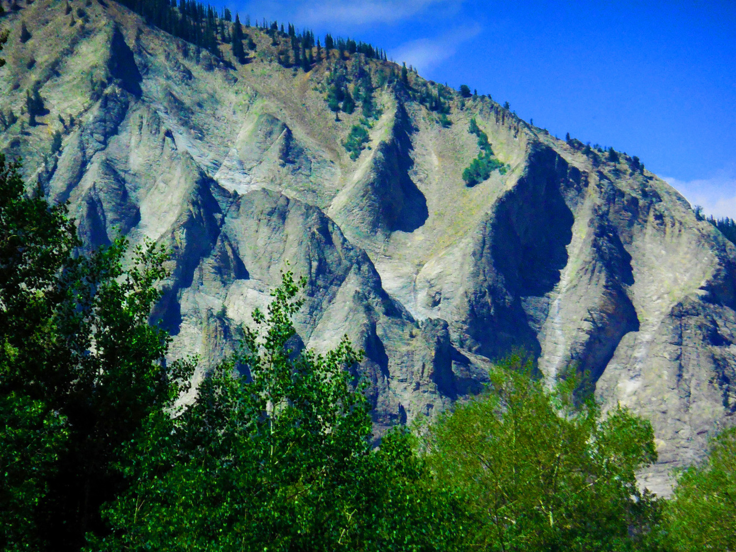 Grooves on Marcellina Mountain